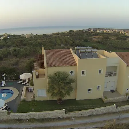 아파트 Arkadi Hills Estate