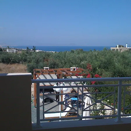 דירה Arkadi Hills Estate העיירה רתימנו